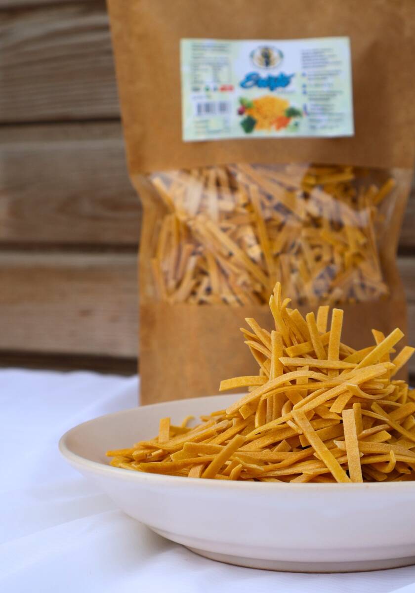 Havuçlu Zerdeçallı Erişte 250 gr - demeter hünerli eller - 1