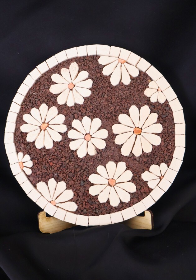 Papatyalı Masa Süsü 20 çapında - soteria kadın kooperatifi - Soteria Kadın Kooperatifi