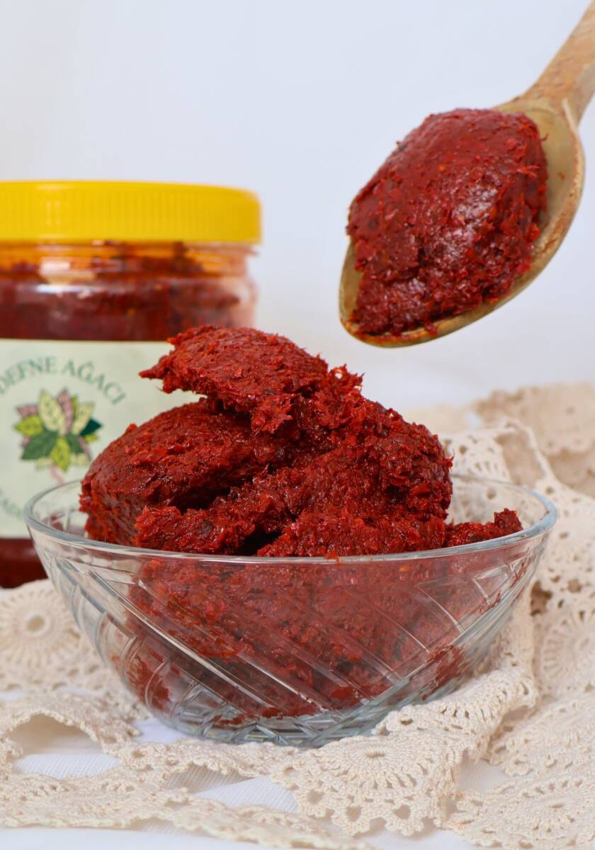 Tatlı Biber Salçası 375 gr- defne ağacı - 1