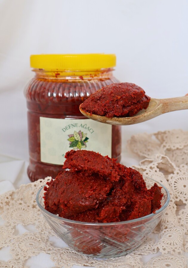 Tatlı Biber Salçası 375 gr- defne ağacı - 3