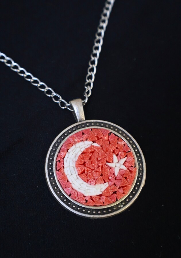 Türk Bayrağı Kolye- soteria kadın kooperatifi - Soteria Kadın Kooperatifi